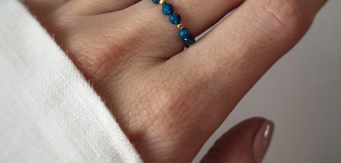 Co to jest biżuteria lapis lazuli?